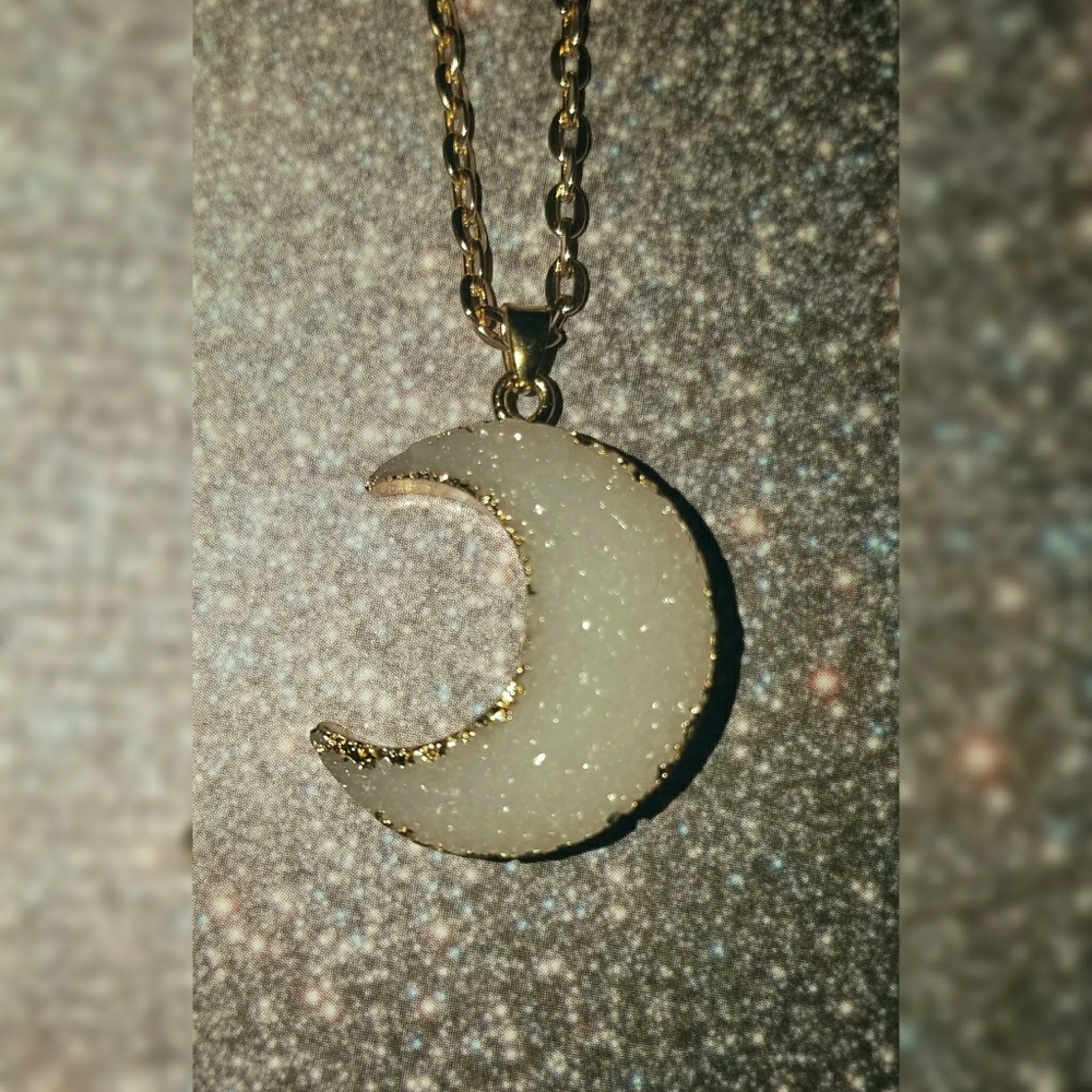 ⚡Last One SALE! Druzy Crescent Moon Necklace - Picture 5 of 7